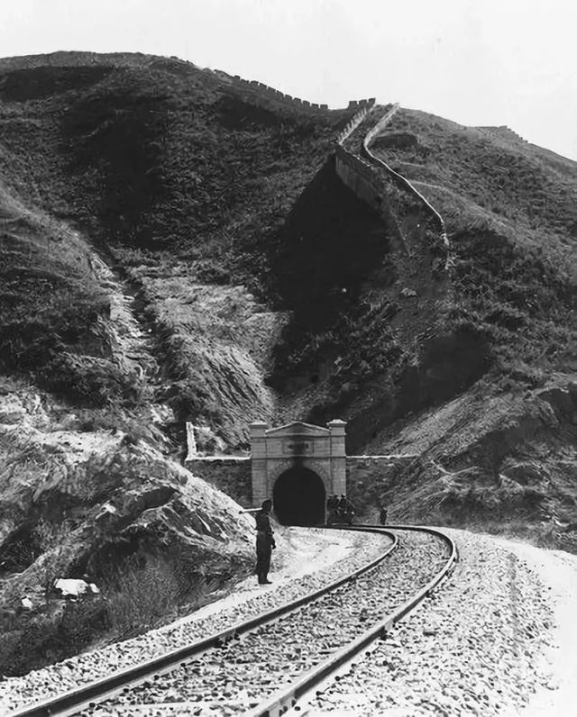 詹天佑修的这条百年铁路，背后是一个时代的传奇